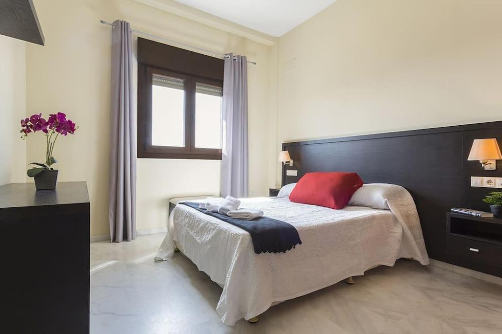 Apartamento El Mirador, Recepcion 24 H, Piscina, Wifi Y Parking Interior Bormujos Exterior foto